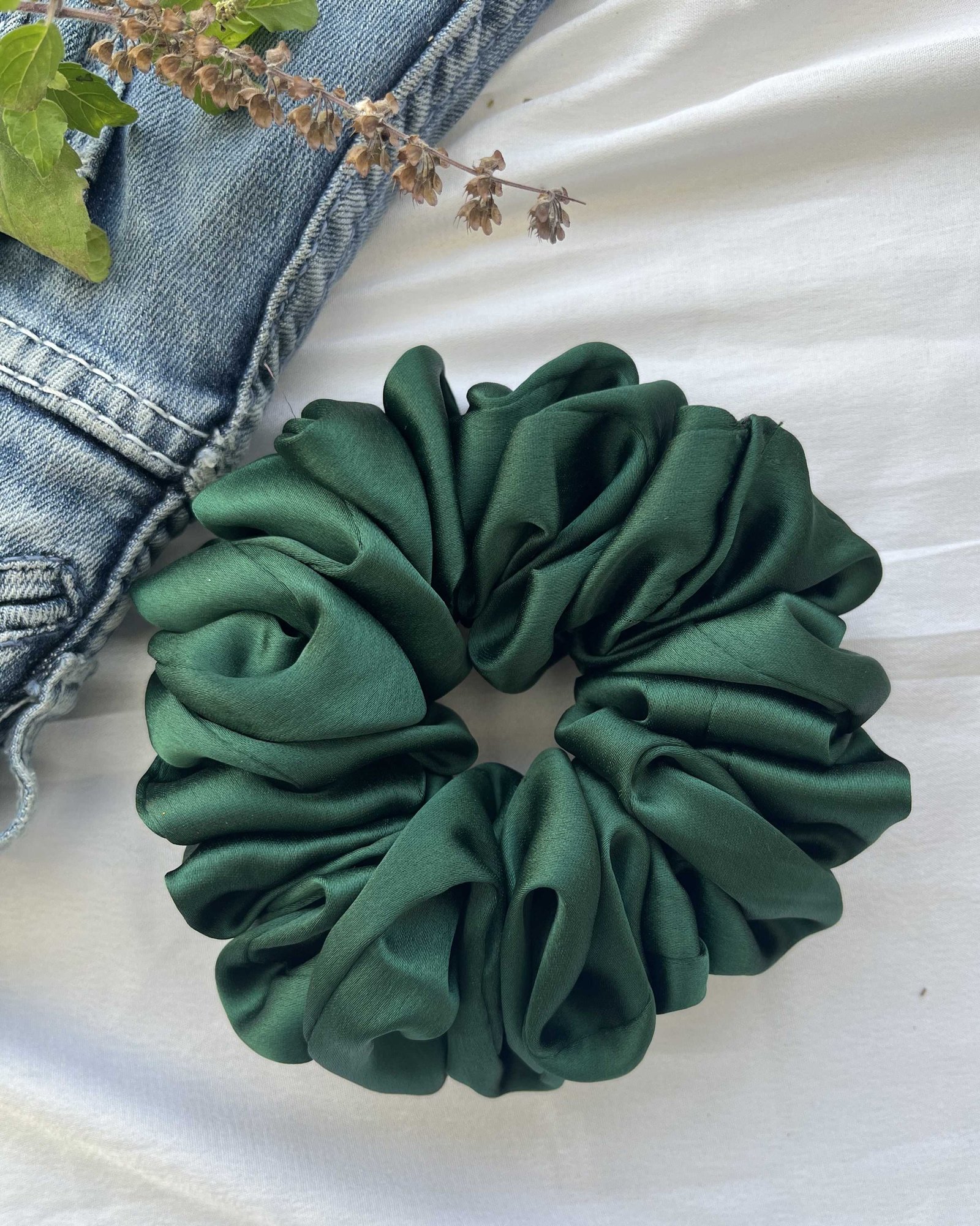 Fashionable Amelia Giant scrunchies, perfect for adding a trendy and chic touch to your hairstyles and making a statement.